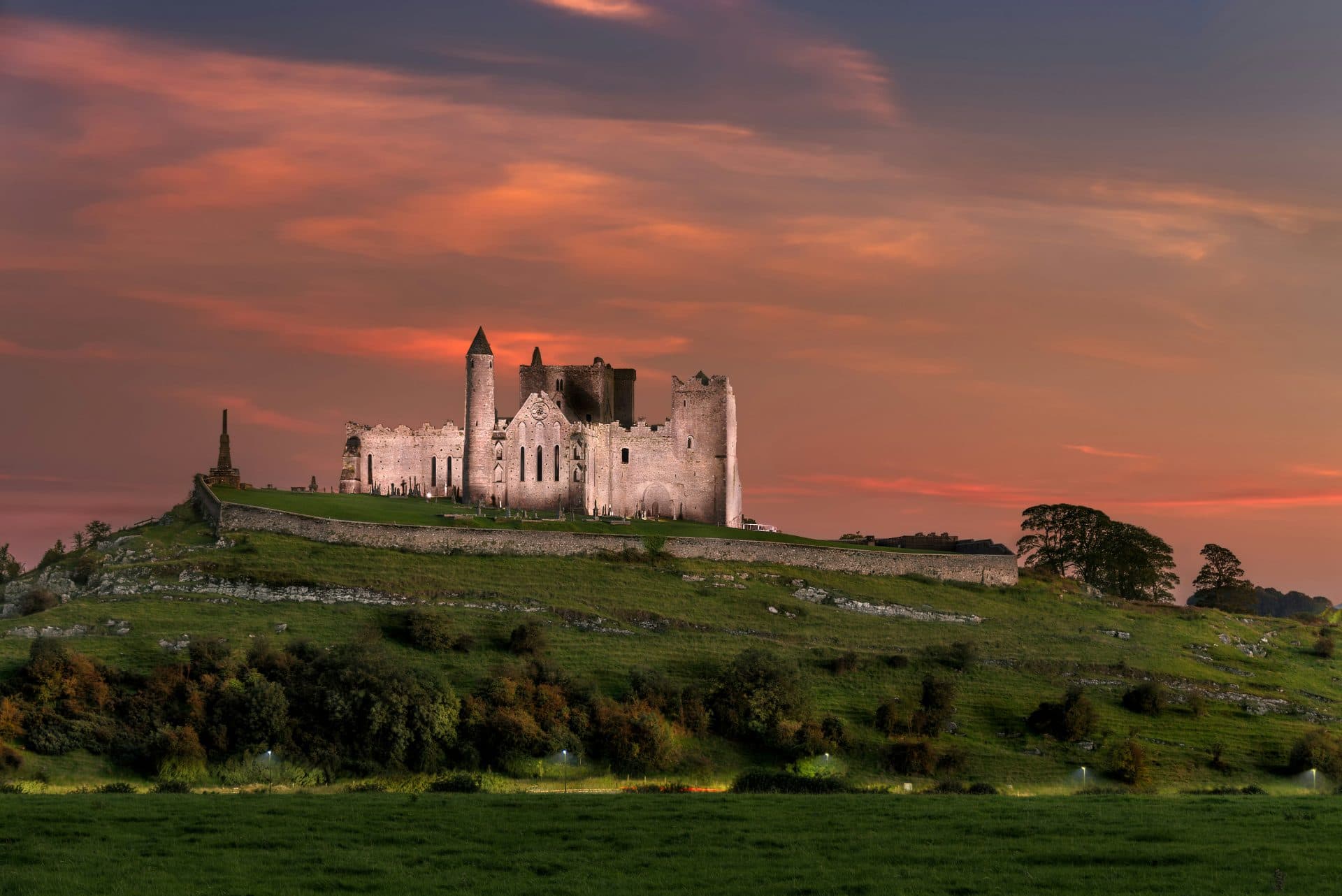 Rock of Cashel at dusk